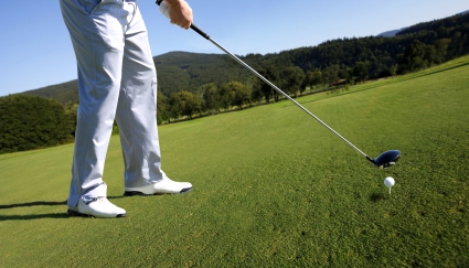 Gậy golf và khoảng cách đạt được của các loại gậy khi đánh bóng